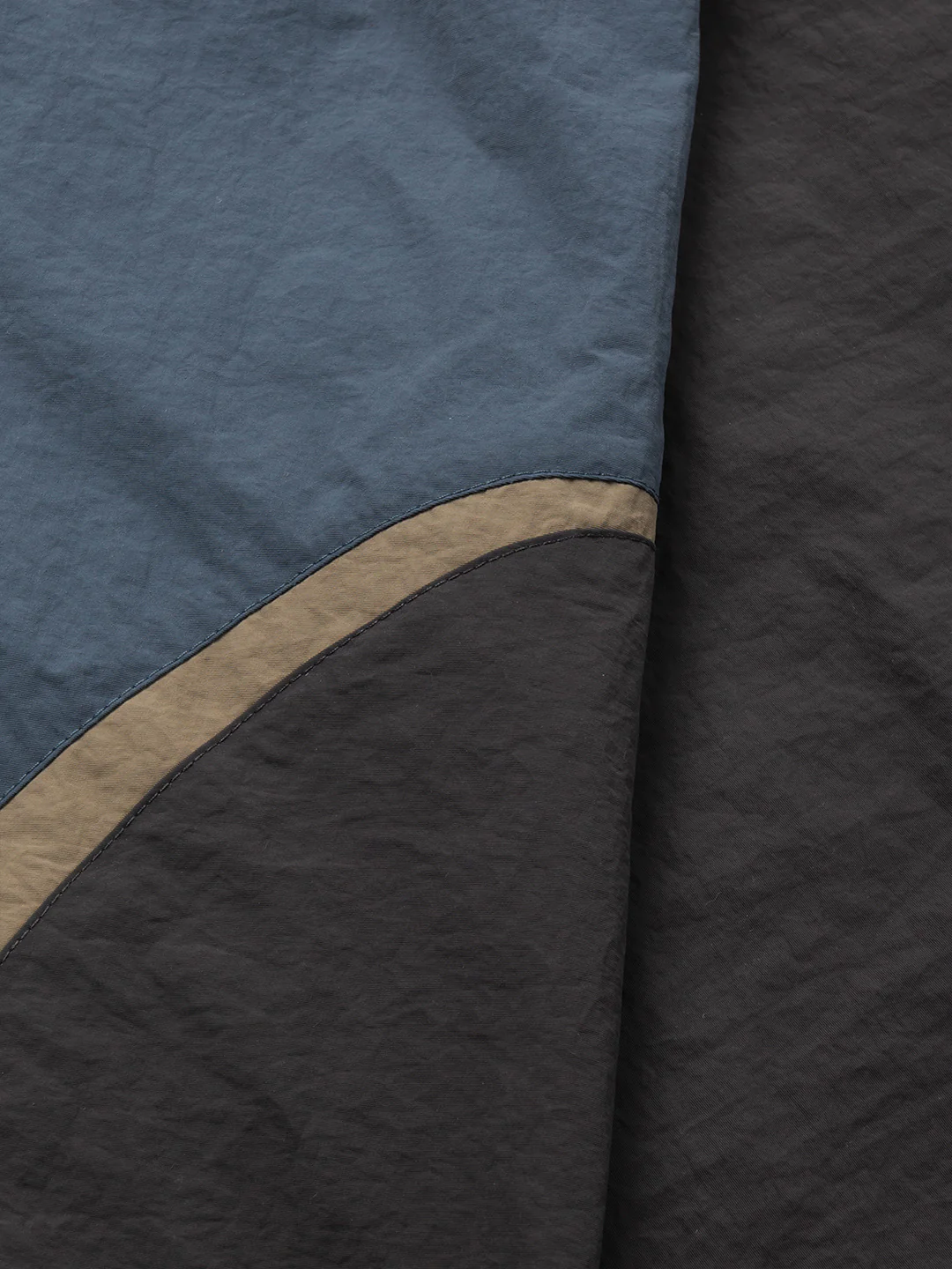 Aero Shell Jacket - Image 10