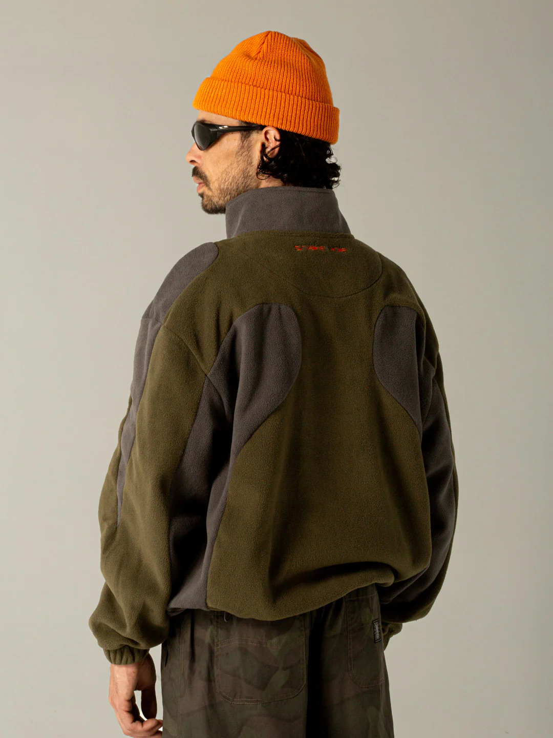 Trekker Polar Fleece Quarter Zip (Charcoal / Olive) - Image 4
