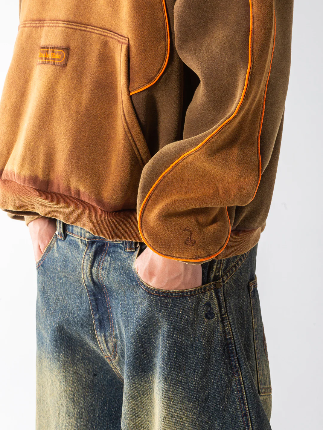 'Washed' Odyssey Hood Fleece - Image 3